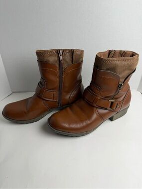 Clarks Leather Brown Ankle Boots Side Zip Buckle Womens Comfort Boots Size 7.5M